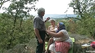 Dawalochka interesuje się cipy sex filmy tylko twardym odbytem