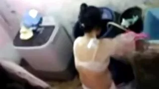 Wspaniały facet przeleciał młodą dziewczynę gole cipki za darmo